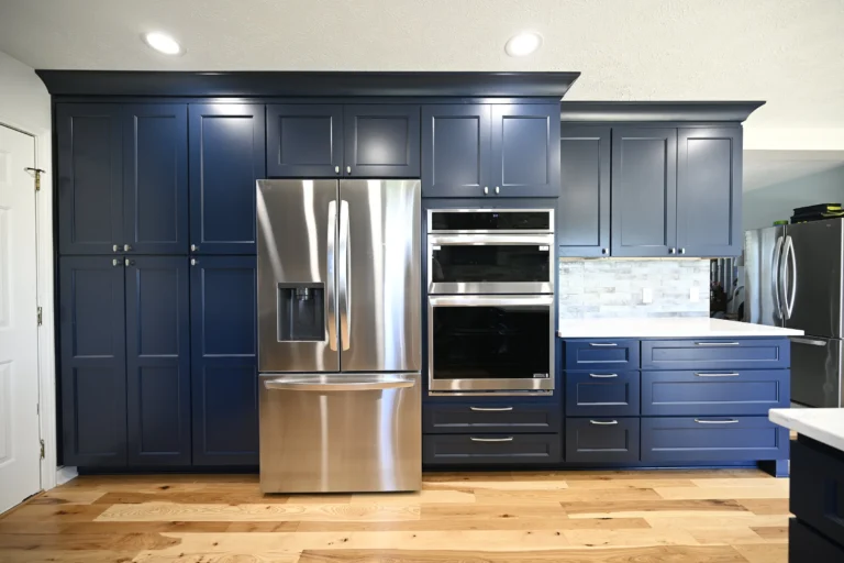 10-navy-kitchen-pantry-wall-double-oven